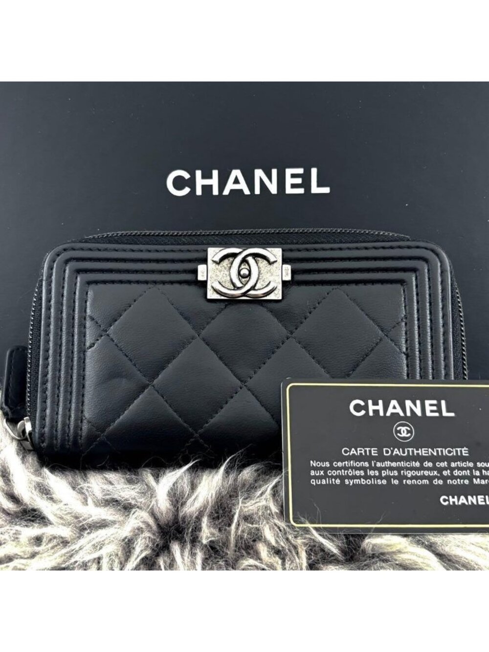 Chanel Wallet Round